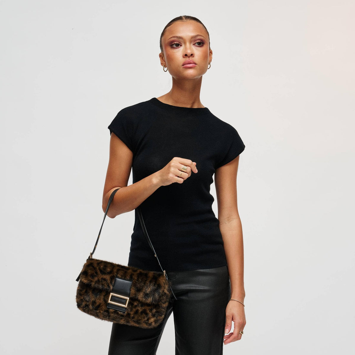 Beverly - Faux Fur Crossbody - 5 Different Colors