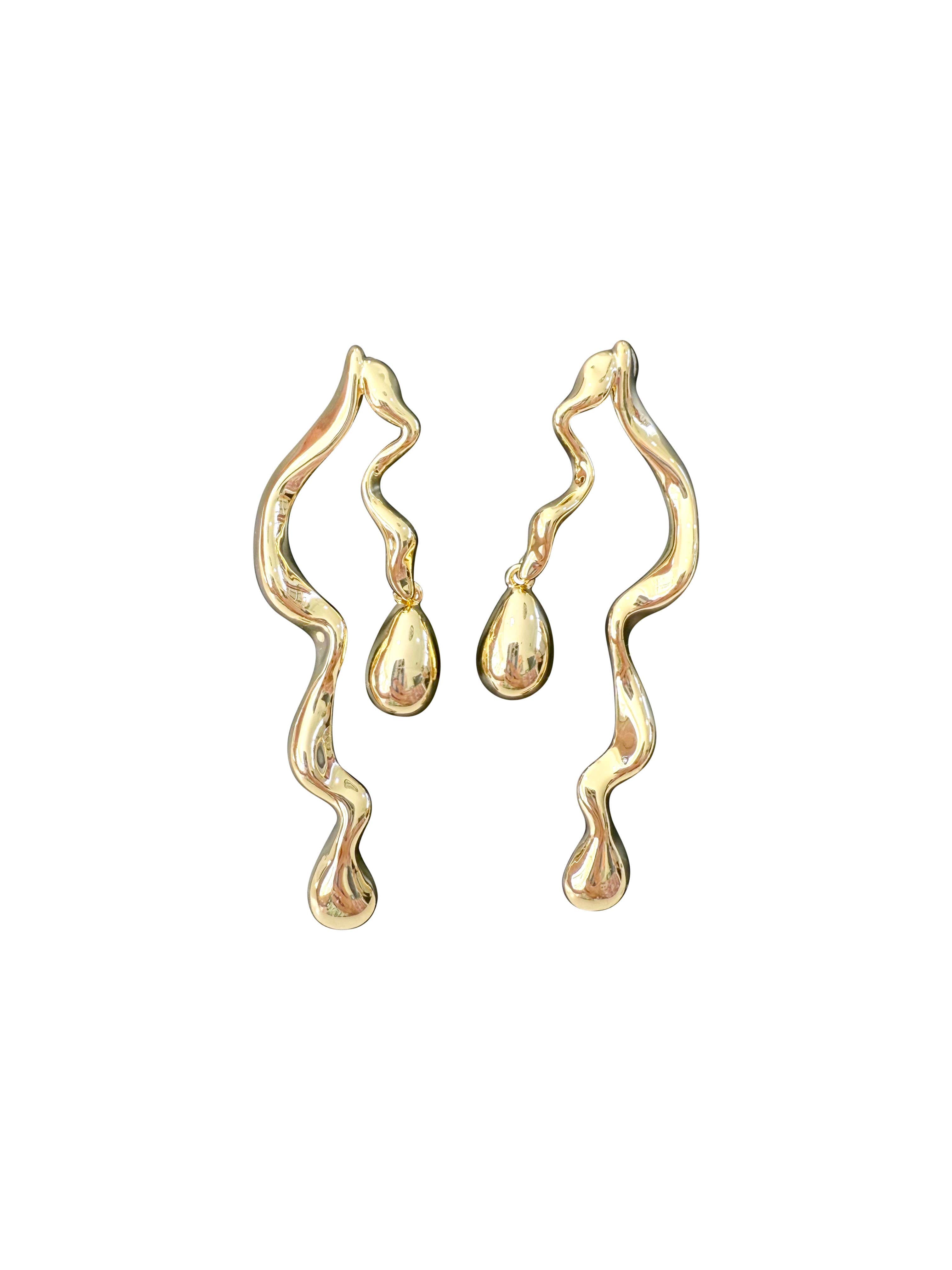 ✨ Fantasia Artisan Gold Statement Earrings ✨